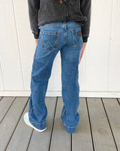 Load image into Gallery viewer, Wrangler Girls Trouser Bootcut Jeans